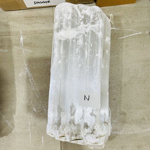 Crystal Selenite NATURAL BLOCK JUMBO White 20-25kg B