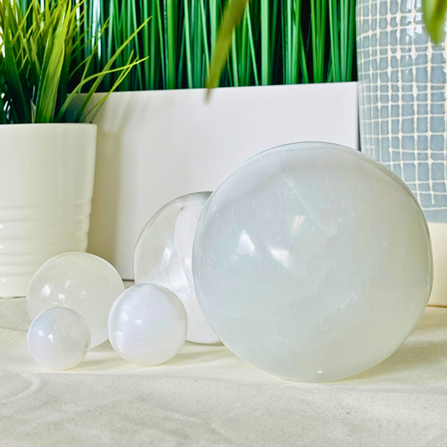 Selenite Crystal SPHERE 3.5cm